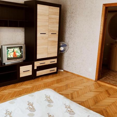 Kyivstay Vvedenska Apartment Екстер'єр фото