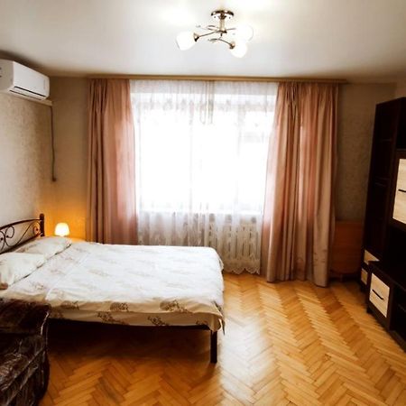 Kyivstay Vvedenska Apartment Екстер'єр фото